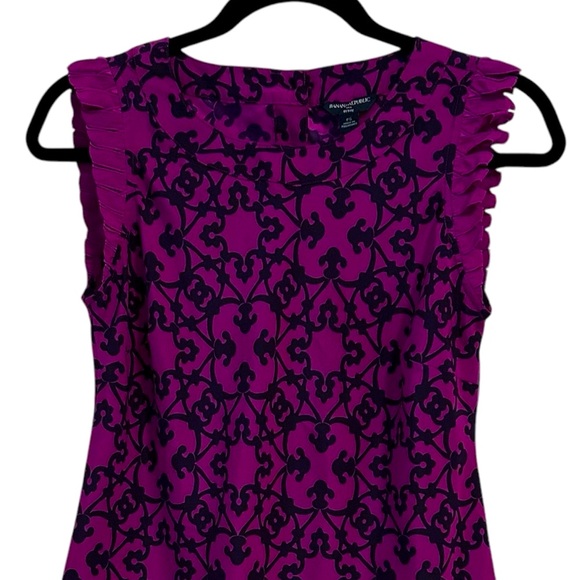 NWOT- Banana Republic Factory - Pleated Short Sleeve Top - Picture 3 of 7